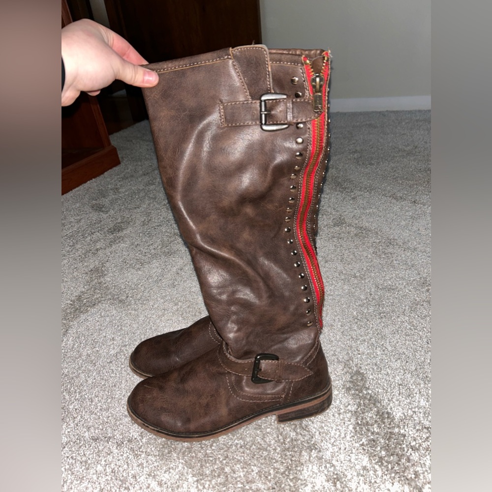 GENTLY WORN Knee High Boots - Brown